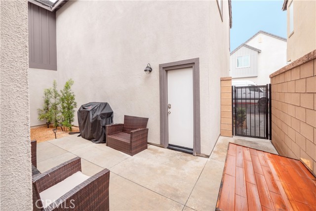 Detail Gallery Image 36 of 69 For 16657 Snowdrop Ln #2,  Fontana,  CA 92336 - 4 Beds | 3 Baths