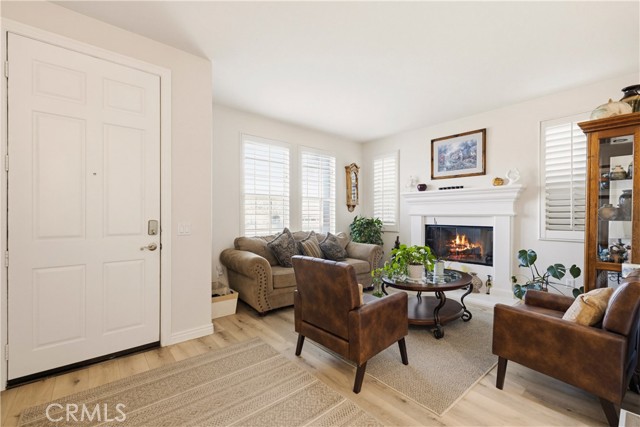 Detail Gallery Image 6 of 75 For 19721 Mathilde, Saugus,  CA 91350 - 5 Beds | 4 Baths