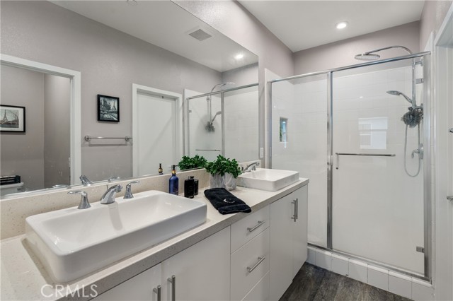 Detail Gallery Image 17 of 20 For 1610 W Cara Dr, Anaheim,  CA 92805 - 2 Beds | 2/1 Baths