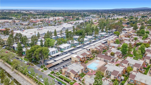 1001 W Stevens W Avenue, Santa Ana CA: https://media.crmls.org/medias/027fe666-62e0-4772-b84f-a367caaba9c5.jpg