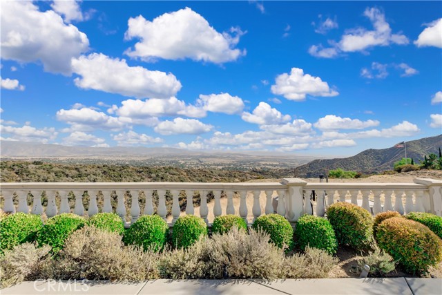 Detail Gallery Image 41 of 54 For 39355 Hidden Heights Dr, Yucaipa,  CA 92399 - 6 Beds | 4/3 Baths