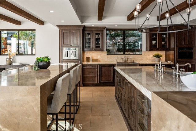 Detail Gallery Image 11 of 47 For 4072 Morning Star, Huntington Beach,  CA 92649 - 4 Beds | 4 Baths