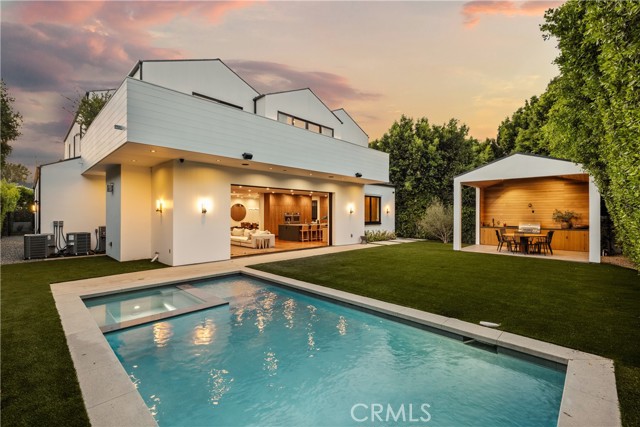 Detail Gallery Image 39 of 41 For 4930 Edgerton Ave, Encino,  CA 91436 - 5 Beds | 5/1 Baths