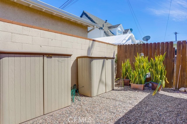Detail Gallery Image 38 of 39 For 4574 W 163rd St, Lawndale,  CA 90260 - 3 Beds | 2 Baths