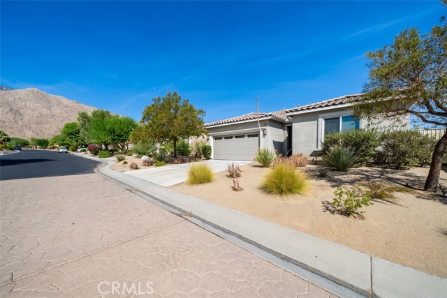 Detail Gallery Image 5 of 51 For 1132 Vista Sol, Palm Springs,  CA 92262 - 3 Beds | 2/1 Baths