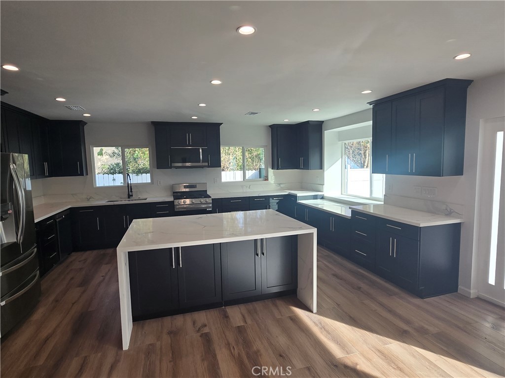 0282785E 6741 4Ba2 87Fe 0Ed3Fa436Ad6 7339 Kelvin Avenue, Winnetka, Ca 91306 &Lt;Span Style='BackgroundColor:transparent;Padding:0Px;'&Gt; &Lt;Small&Gt; &Lt;I&Gt; &Lt;/I&Gt; &Lt;/Small&Gt;&Lt;/Span&Gt;