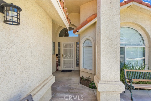 Detail Gallery Image 4 of 48 For 14847 Tournament Dr, Helendale,  CA 92342 - 3 Beds | 2 Baths