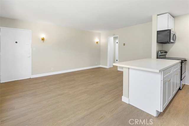 Detail Gallery Image 5 of 10 For 3020 E 3rd St #10,  Long Beach,  CA 90814 - 1 Beds | 1 Baths