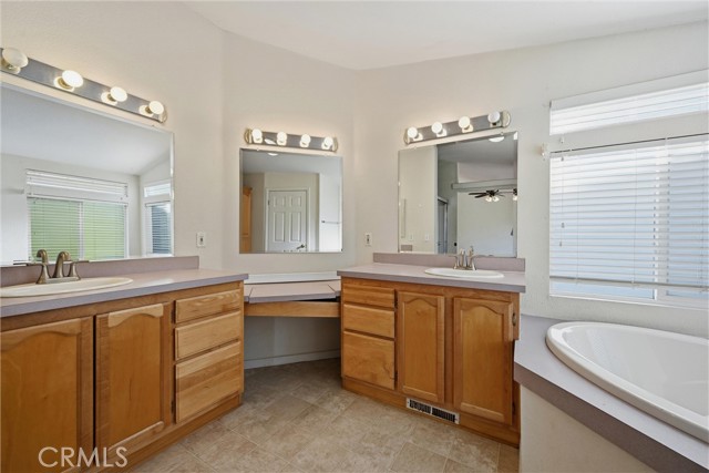 Detail Gallery Image 21 of 44 For 2805 Smith Ln, Clearlake,  CA 95422 - 3 Beds | 2 Baths