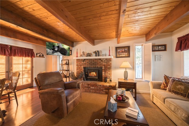 301 Downey Drive, Big Bear City CA: https://media.crmls.org/medias/0283b14e-de73-44fa-bc08-776e89478511.jpg