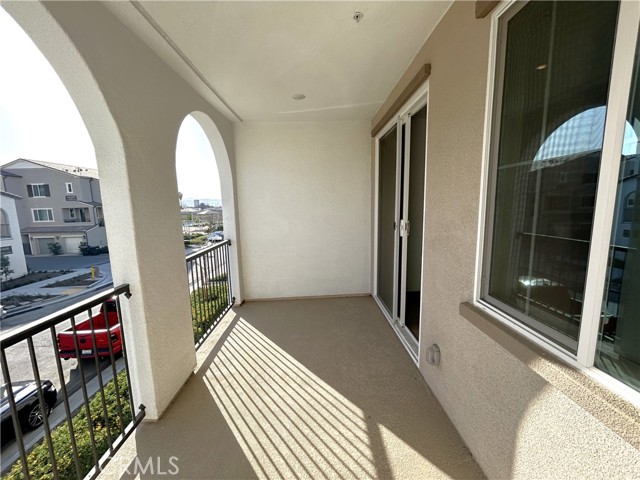 Detail Gallery Image 14 of 34 For 8444 Milk Thistle Ln, Chino,  CA 91708 - 4 Beds | 4 Baths