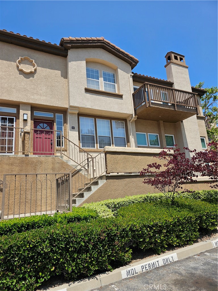 68 Montana del Lago Drive