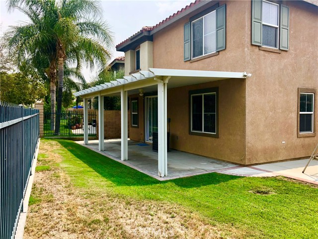 16748 Broadmoor Way, Fontana CA: https://media.crmls.org/medias/028493ba-854b-4652-b33d-daba7712c84b.jpg