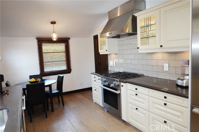 430 Sonora Avenue, Glendale CA: https://media.crmls.org/medias/02856ebc-ebcc-4648-ae0b-97811079a6bc.jpg