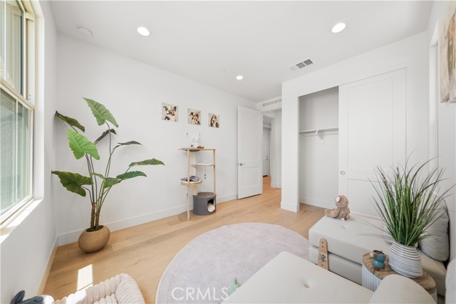 107 Somera, Irvine CA: https://media.crmls.org/medias/028572bd-b884-4063-8b20-7d80fafbec07.jpg