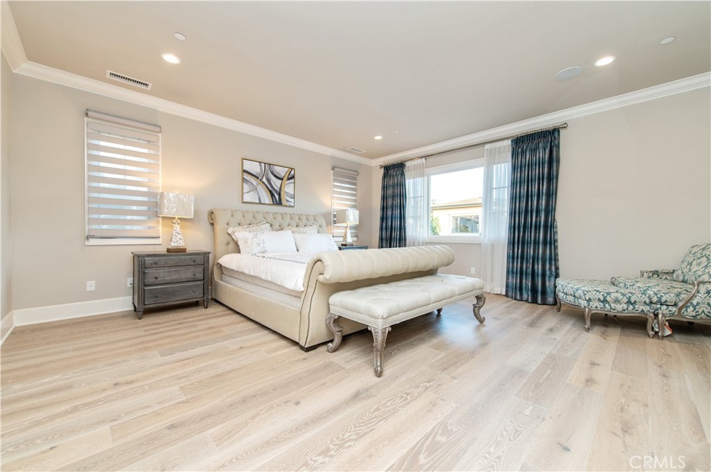 MLS #OC26154210 image #40