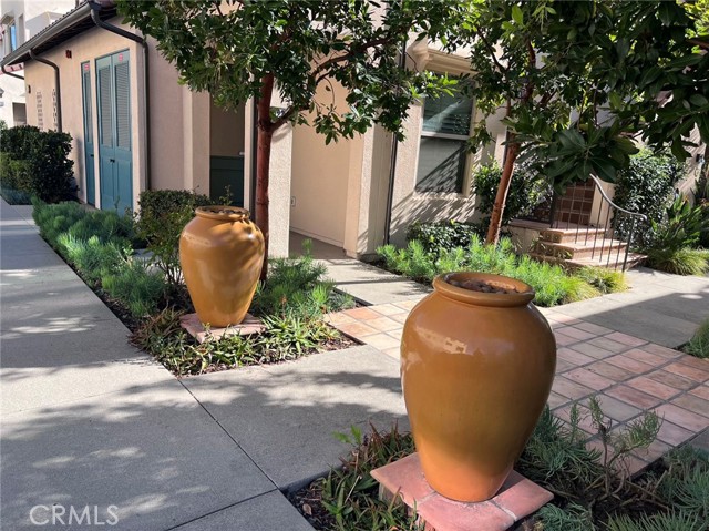 Detail Gallery Image 2 of 8 For 723 Spring Garden, Irvine,  CA 92618 - 3 Beds | 2/1 Baths