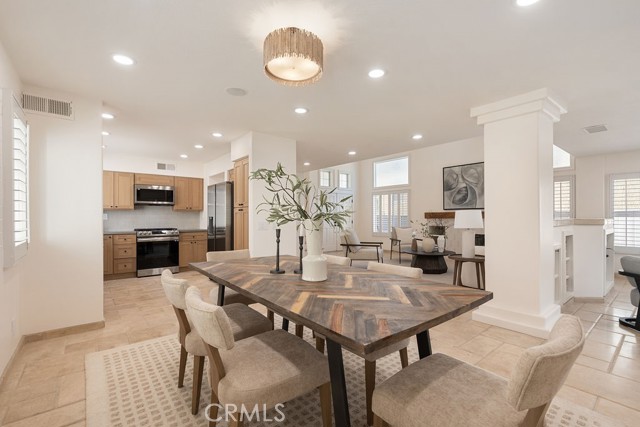 Detail Gallery Image 16 of 58 For 1222 S Silver Star Way, Anaheim Hills,  CA 92808 - 5 Beds | 3/1 Baths