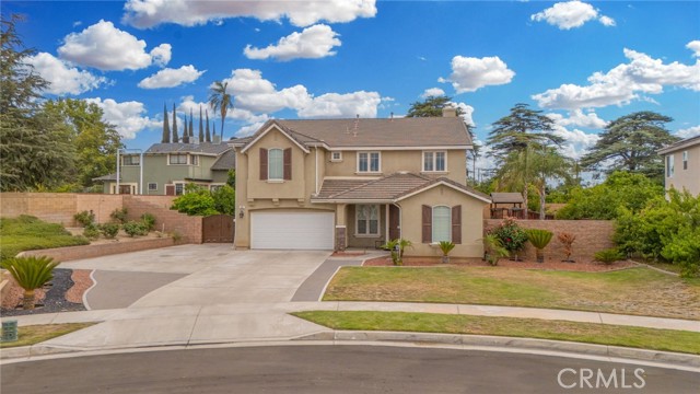 Detail Gallery Image 2 of 75 For 325 Deodar St, Redlands,  CA 92374 - 6 Beds | 4 Baths