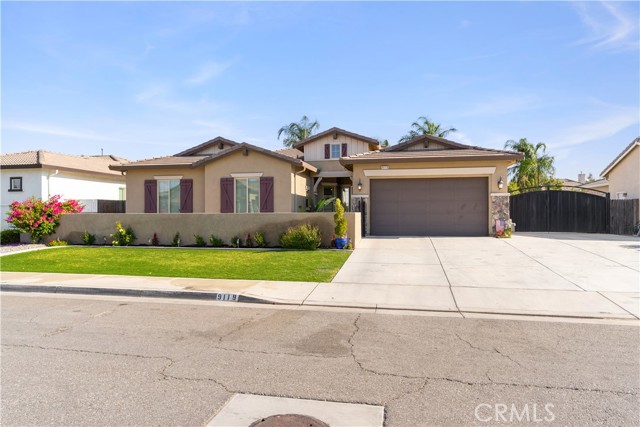 Detail Gallery Image 2 of 43 For 9119 Claro De Luna Dr, Bakersfield,  CA 93314 - 4 Beds | 2/1 Baths