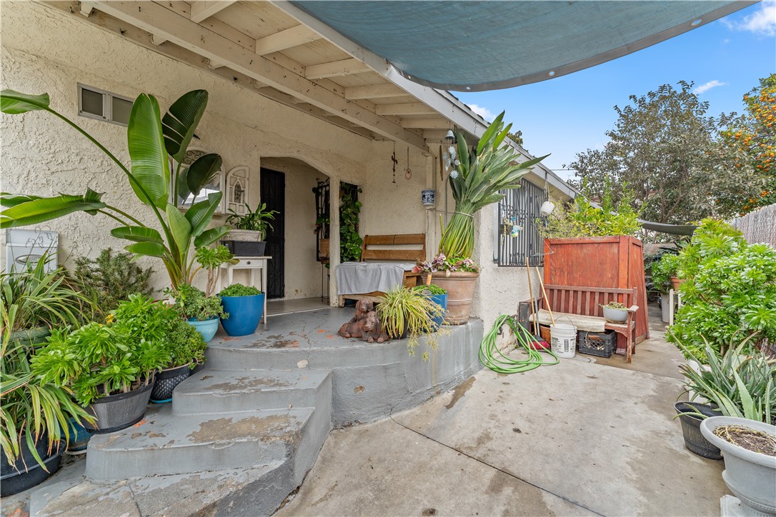 Image 2 for 4864 Ascot Ave, Los Angeles, CA 90011
