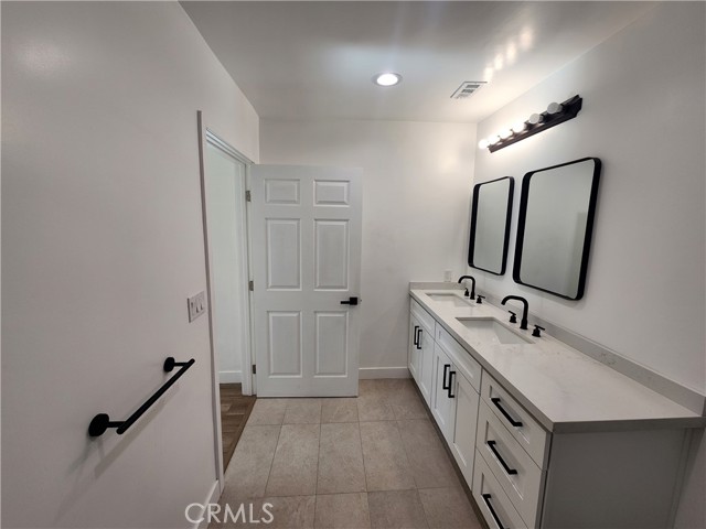 Detail Gallery Image 19 of 43 For 7665 Machrea, Tujunga,  CA 91042 - 3 Beds | 2 Baths