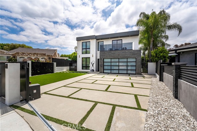 4706 Katherine Avenue, Sherman Oaks CA: https://media.crmls.org/medias/028a55e8-3270-4496-b17e-64aac15979bd.jpg