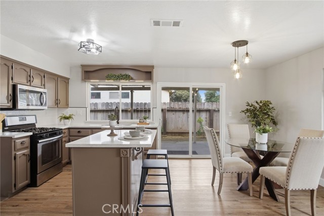 Detail Gallery Image 9 of 25 For 3514 Oakhurst, Merced,  CA 95340 - 3 Beds | 2 Baths