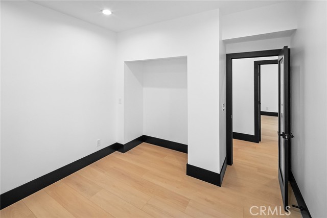 129 Winding Lane, Big Bear City CA: https://media.crmls.org/medias/028c5cf2-8d7e-40f4-b942-eb44c2a71fad.jpg