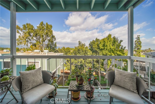 Detail Gallery Image 1 of 1 For 1080 Walnut Grove Ave #C,  Rosemead,  CA 91770 - 2 Beds | 2/1 Baths