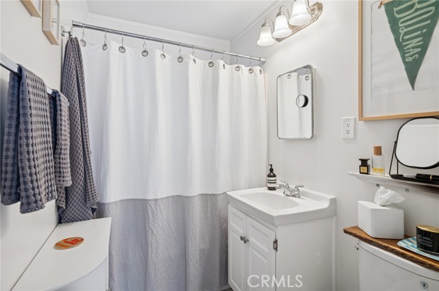 Detail Gallery Image 19 of 31 For 295 Wave St, Laguna Beach,  CA 92651 - 3 Beds | 3 Baths