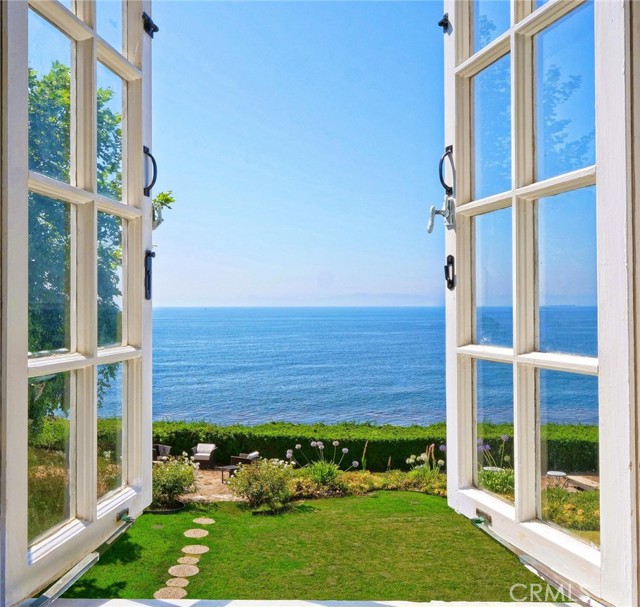 Detail Gallery Image 32 of 63 For 605 Paseo Del Mar, Palos Verdes Estates,  CA 90274 - 6 Beds | 7/2 Baths