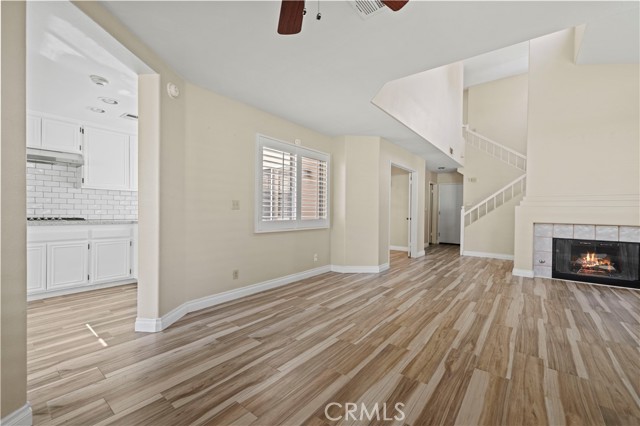 25815 Dickens Court, Stevenson Ranch CA: https://media.crmls.org/medias/028e747f-b79c-4d25-a7fd-a7619efc6595.jpg