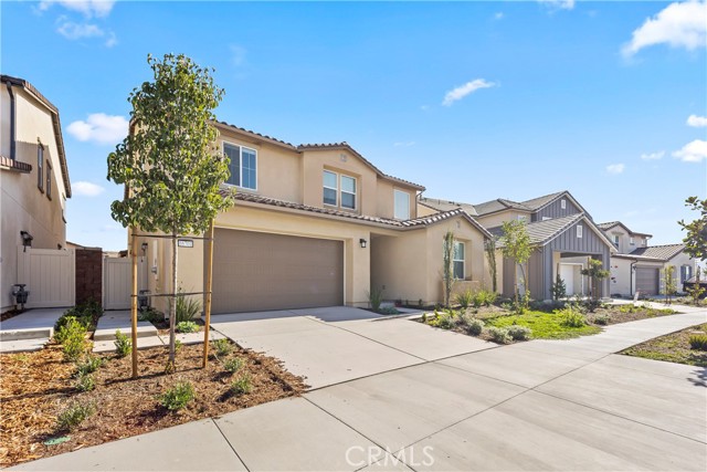 Detail Gallery Image 4 of 43 For 16701 Dara Ave, Chino,  CA 91708 - 5 Beds | 4/1 Baths