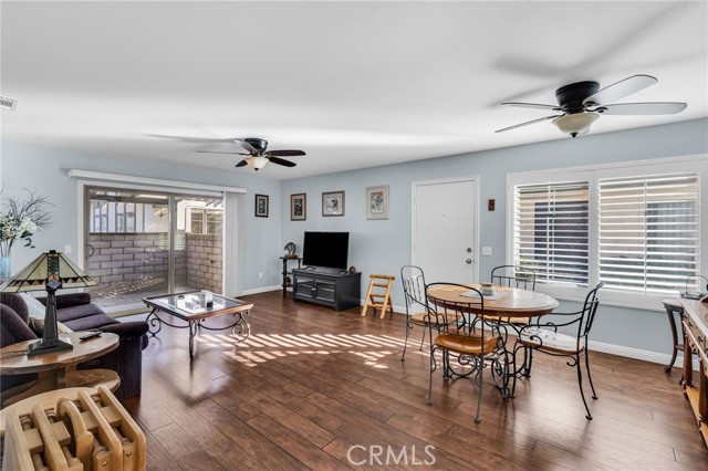 Detail Gallery Image 10 of 29 For 1373 Sierra Seneca, San Jacinto,  CA 92583 - 2 Beds | 2 Baths