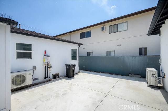 Detail Gallery Image 22 of 22 For 1007 W Angeleno Ave #101,  Burbank,  CA 91506 - 2 Beds | 2 Baths