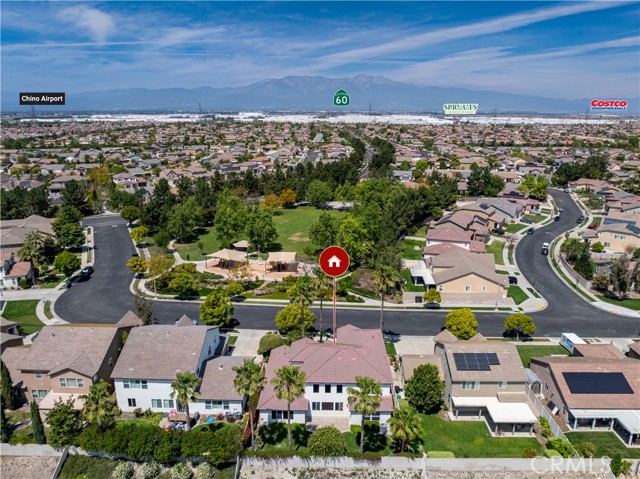 14939 Meadow Way, Eastvale CA: https://media.crmls.org/medias/02902895-d186-423e-a22d-c6340d47740f.jpg