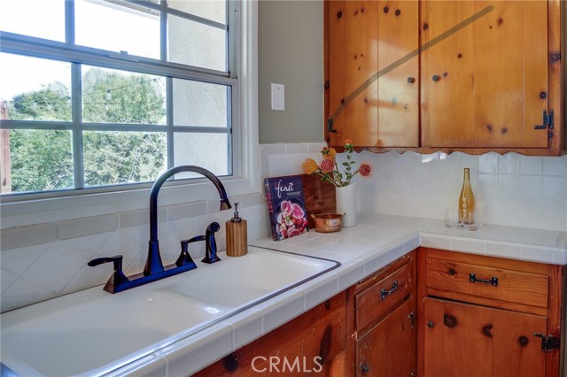 Detail Gallery Image 21 of 50 For 1901 Phillips Way, Los Angeles,  CA 90042 - 2 Beds | 1 Baths