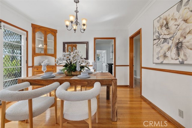 Detail Gallery Image 8 of 40 For 1685 Roosevelt, Altadena,  CA 91001 - 3 Beds | 2 Baths