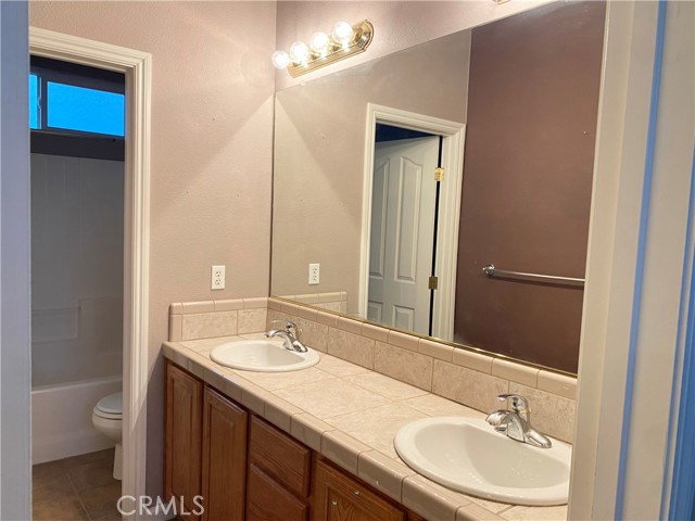 Detail Gallery Image 21 of 31 For 4336 W Delta Ct, Visalia,  CA 93291 - 3 Beds | 2 Baths