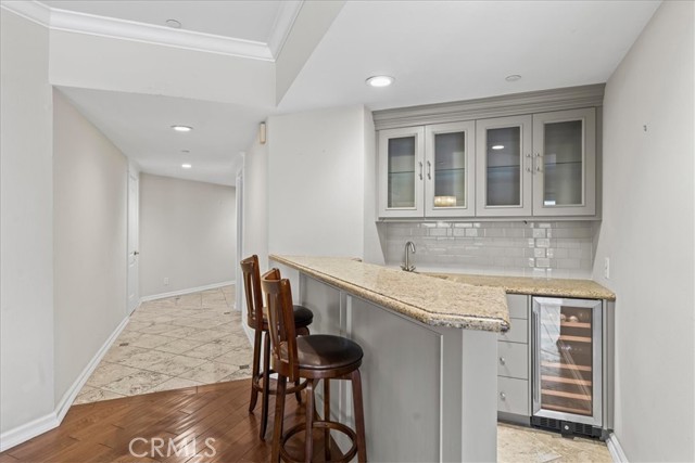 Detail Gallery Image 18 of 41 For 512 Esplanade #103,  Redondo Beach,  CA 90277 - 2 Beds | 2 Baths