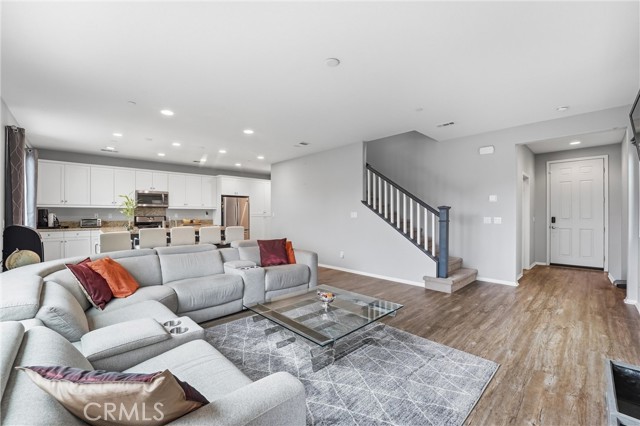 Image 5 of 45 For 2887 Villa Catalonia Court