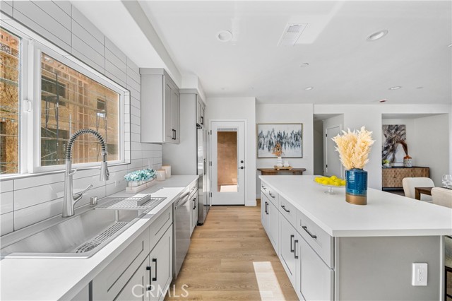 7692 9TH Street, Buena Park CA: https://media.crmls.org/medias/0295335d-2a0d-4208-90f0-17b84c64baa6.jpg