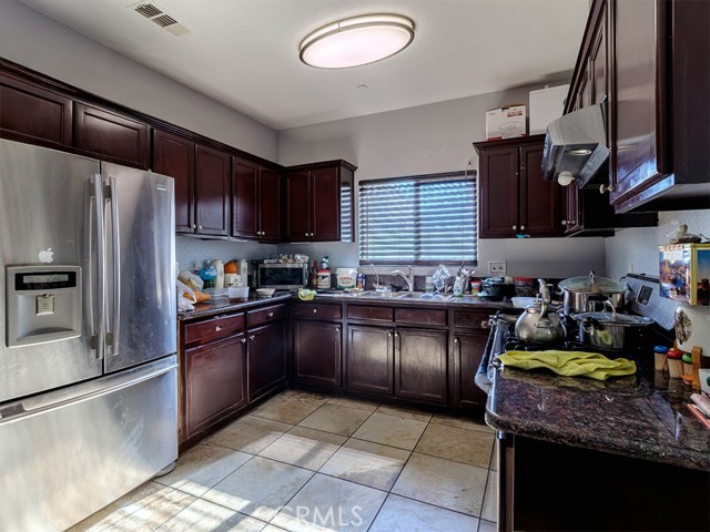 Detail Gallery Image 7 of 15 For 8632 S Fir Ave, Los Angeles,  CA 90002 - 3 Beds | 2 Baths