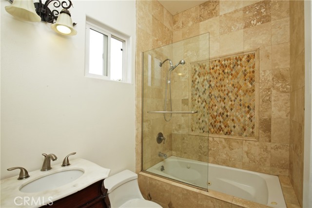4622 W 131st Street, Hawthorne CA: https://media.crmls.org/medias/02955059-1374-4840-86b8-f0a81cf72115.jpg