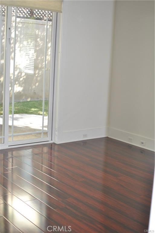Detail Gallery Image 22 of 75 For 804 N Irena Ave #B,  Redondo Beach,  CA 90277 - 3 Beds | 2/1 Baths