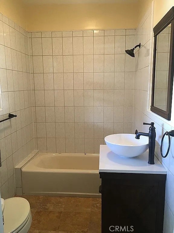 Image 6 of 25 For 124 Naomi