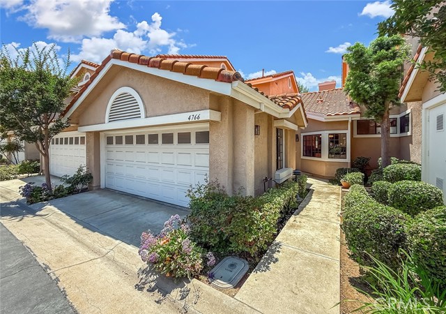 4766 Taranto Way, Oak Park CA: https://media.crmls.org/medias/02971efb-813e-4c3f-ae11-5b5bdb600123.jpg