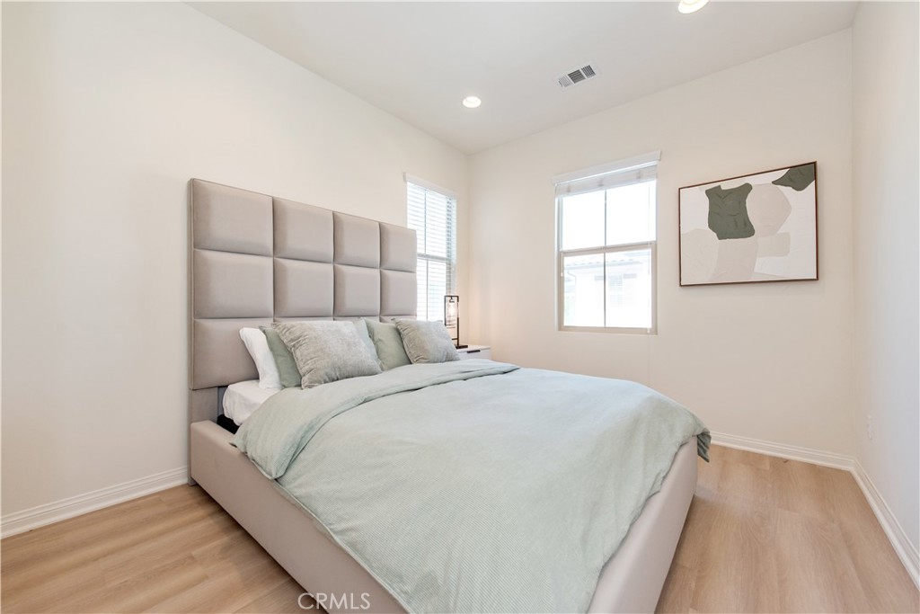 029772d5 9eca 473e Aa8a 617d41656082