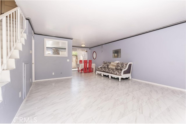 14551 Tupper Street, 27 photo 3